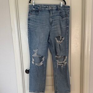 American Eagle Outfitters Light Blue Distressed Boyfriend Jeans